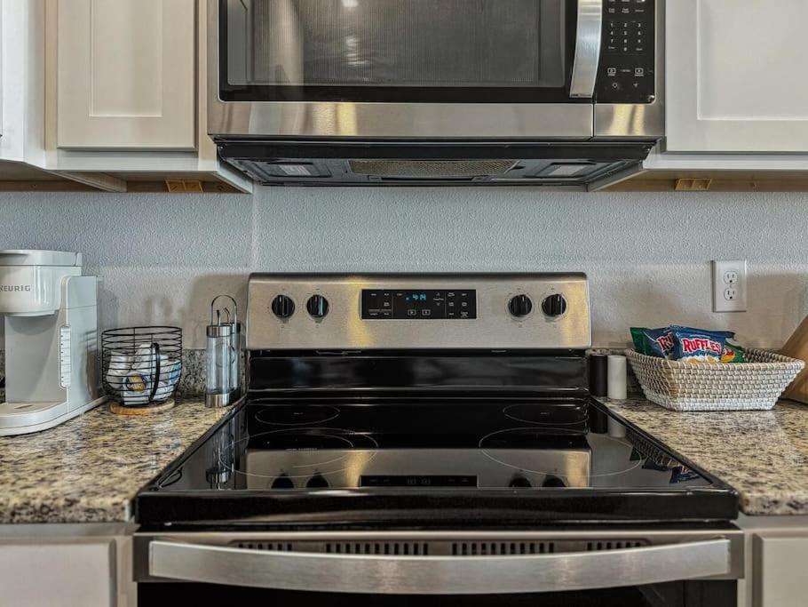 Luxury Townhome Near Downtown And Pensacola Beach المظهر الخارجي الصورة